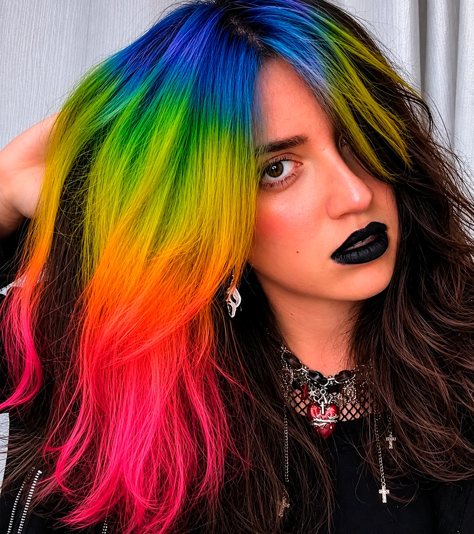 Penteado e cor criativa